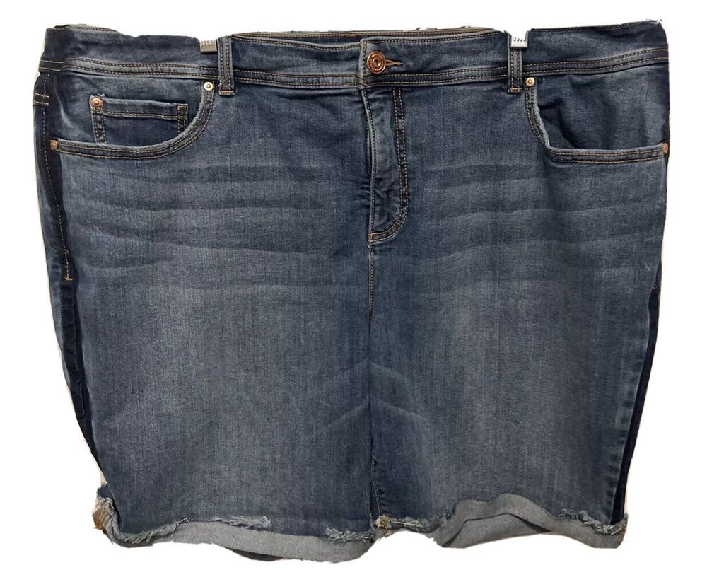 Size 24W INC Denim Woman Slim Tech Fit 5 pocket Jean Shorts Bottom Cuff Plus
